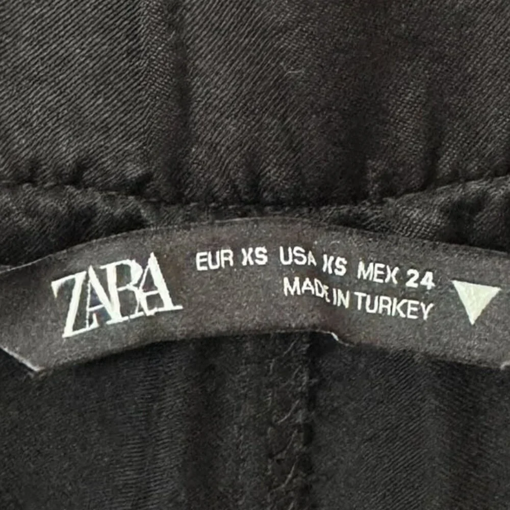 Zara Women's Pleated Black Satin Shorts Size XS